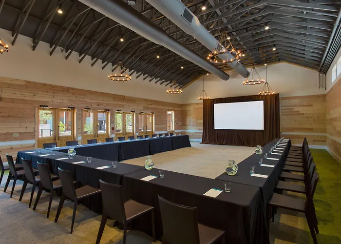 Lone Star Court, Valencia Collection (Adults Only)