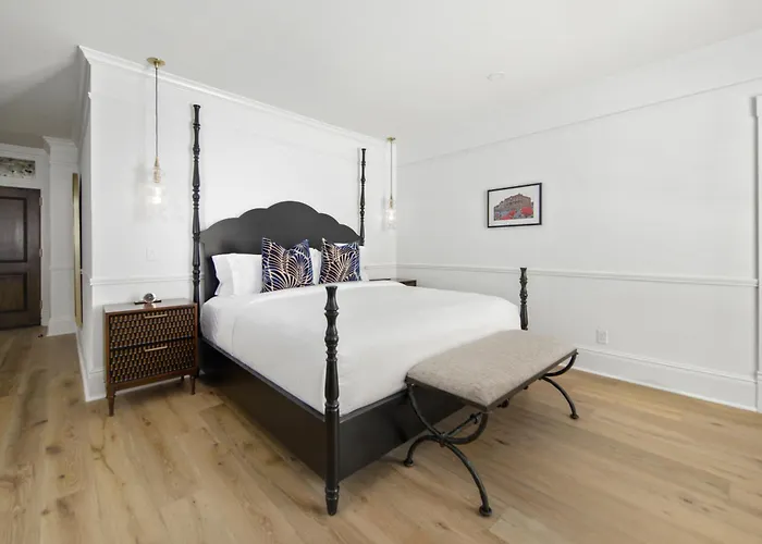 Fairmount Hotel